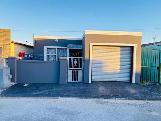 House for sale in Cape Town, Western Cape