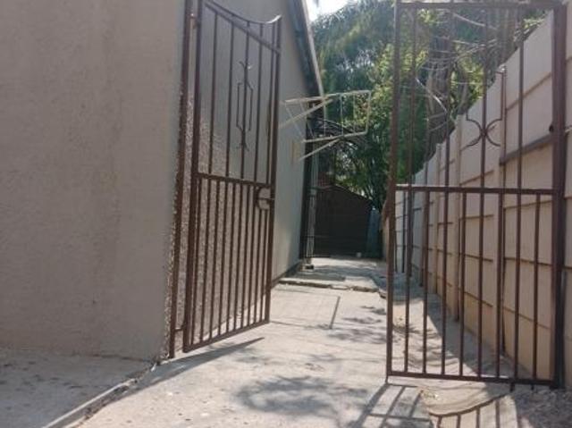 House for rent in Waterkloof, Gauteng