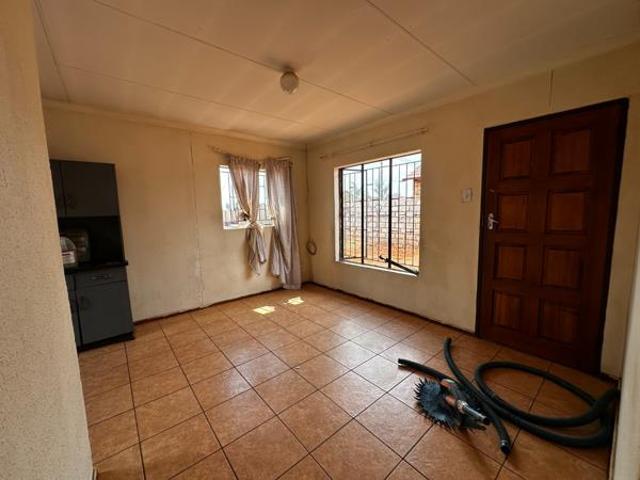 House for rent in Vosloorus, Gauteng