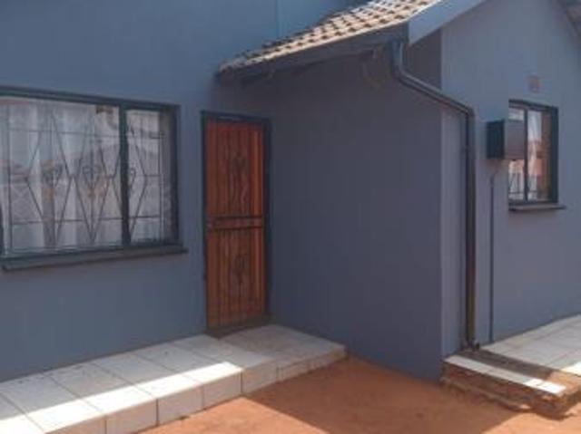 House for rent in Protea Glen, Soweto