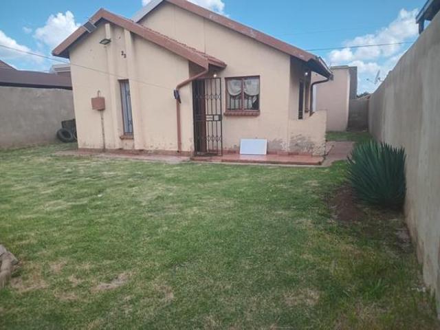 House for rent in Protea Glen, Soweto