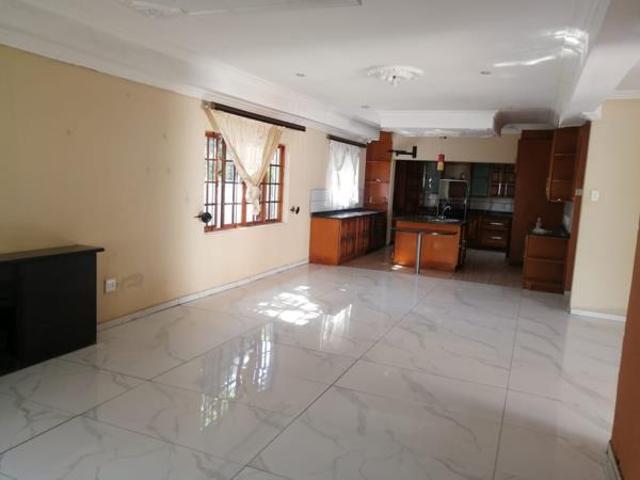 House for rent in Waterkloof, Gauteng