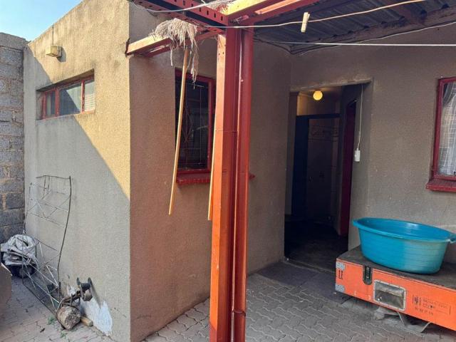 House for sale in Vosloorus, Gauteng