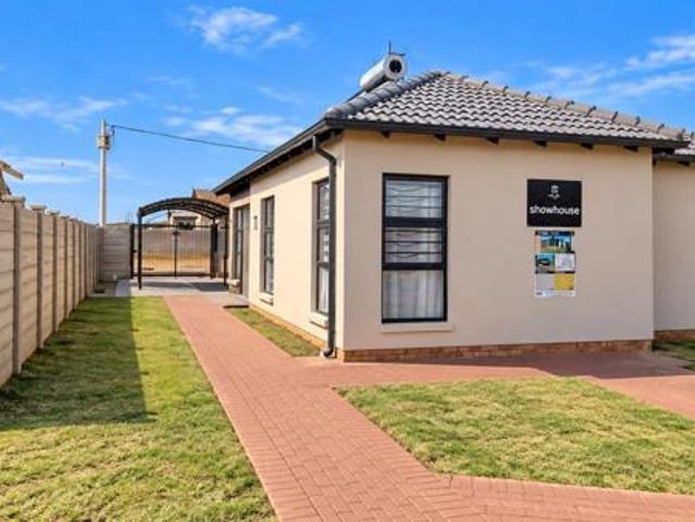 House for sale in West Rand Garden estates, Westonaria Local Municipality
