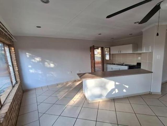 House for rent in Waterkloof, Gauteng