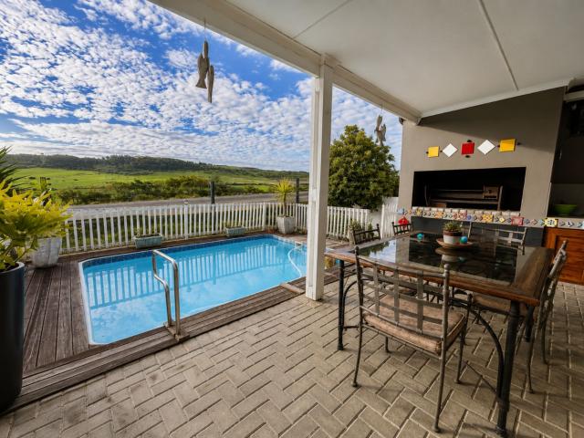 House for sale in Groot Brak Rivier, Western Cape