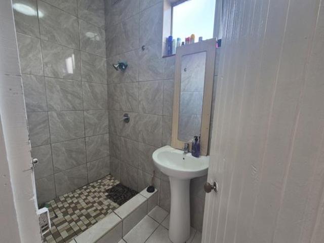 House for rent in Seaview, Kwazulu-natal