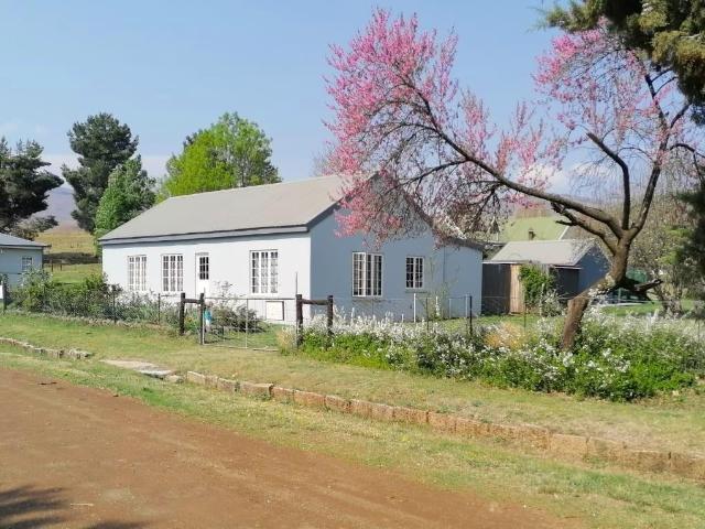 House for sale in Rhodes, Eastern Cape