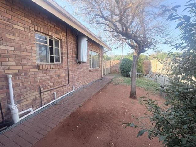 House for sale in Frances Baard, Northern Cape
