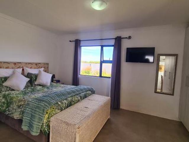 House for sale in Bushmans River Mouth, Eastern Cape