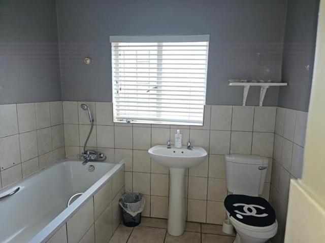 House for sale in Frances Baard, Northern Cape