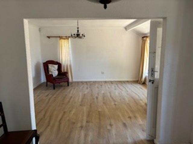 House for sale in Cape Town, Western Cape