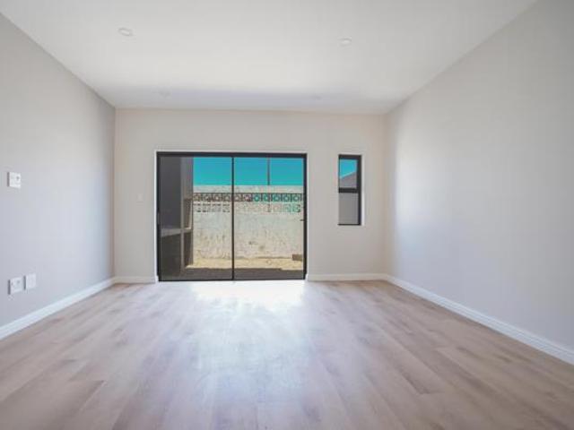 House for sale in Cape Town, Western Cape