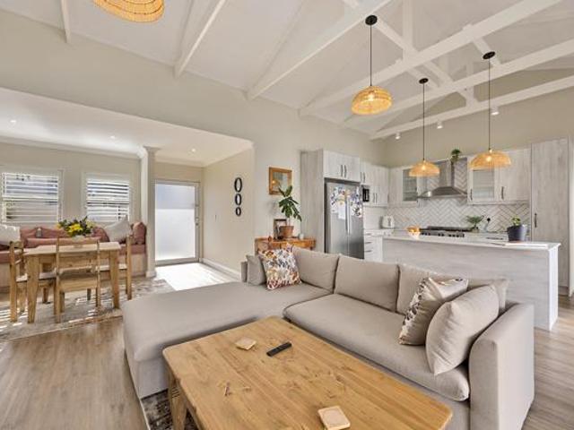 House for sale in Cape Town, Western Cape