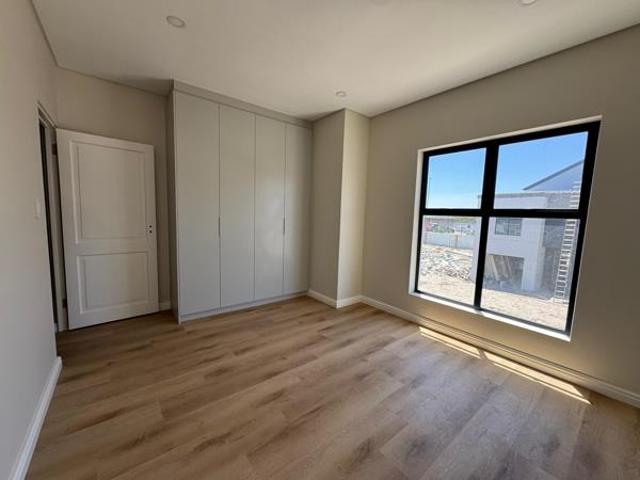 House for sale in Cape Town, Western Cape