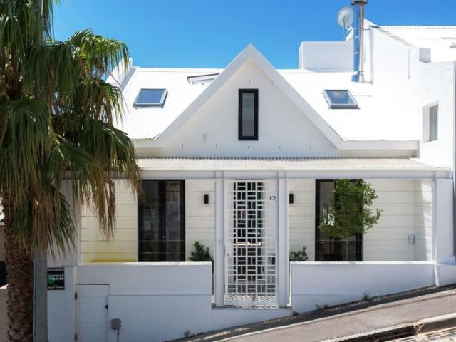 House for rent in Sea Point, Cape Town