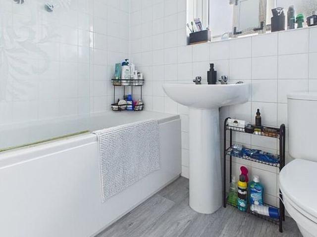 House for rent in Grenoside, Sheffield