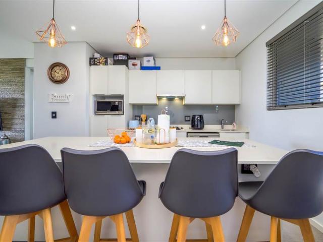 Apartment for sale in Seaview, Kwazulu-natal