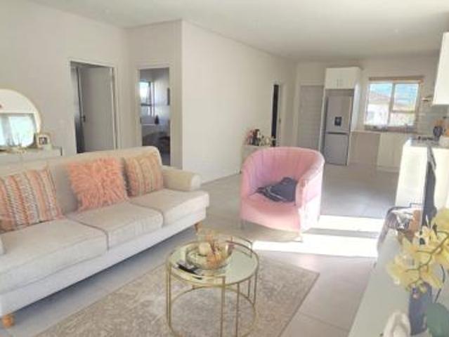 House for rent in Seaview, Kwazulu-natal