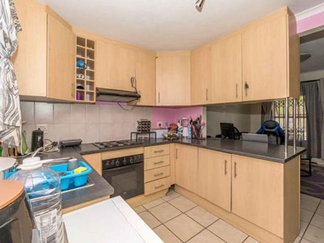 House for sale in Cape Town, Western Cape