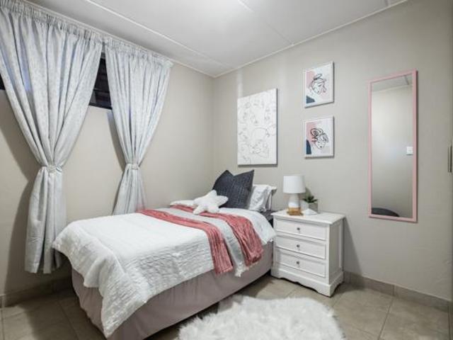 House for rent in Waterkloof, Gauteng