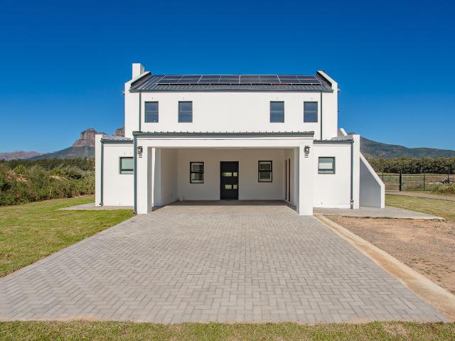 House for rent in Onverwacht, Western Cape
