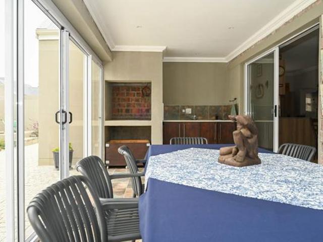 House for sale in Cape Town, Western Cape
