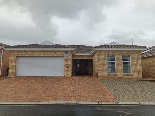 House for sale in Cape Town, Western Cape