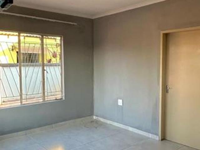 House for rent in Waterkloof, Gauteng