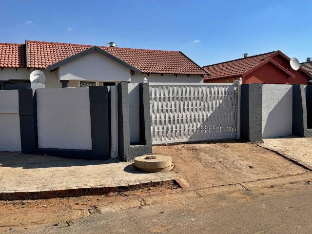 House for sale in Soshanguve, City of Tshwane Metropolitan Municipality