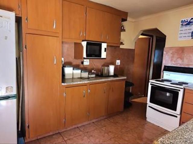 House for rent in Waterkloof, Gauteng