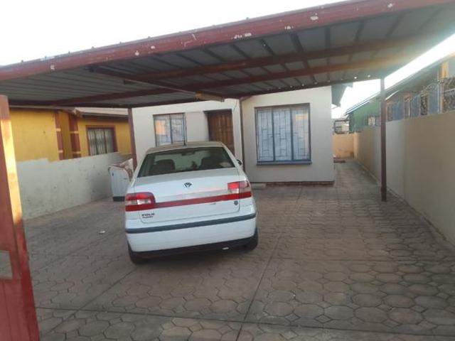 House for rent in Waterkloof, Gauteng