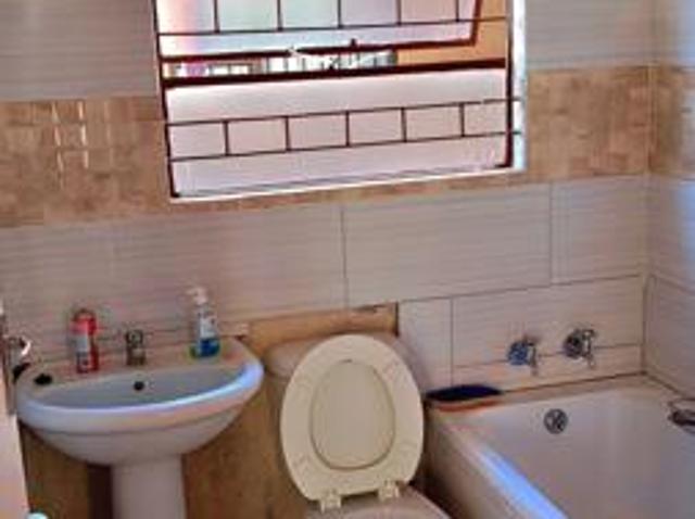 House for rent in Waterkloof, Gauteng