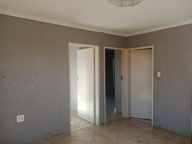 House for rent in Waterkloof, Gauteng