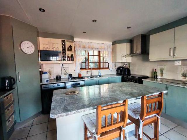 House for sale in Ugu District Municipality, Kwazulu-natal