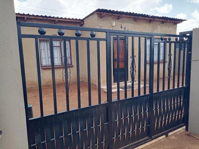House for rent in Senaoane, Soweto