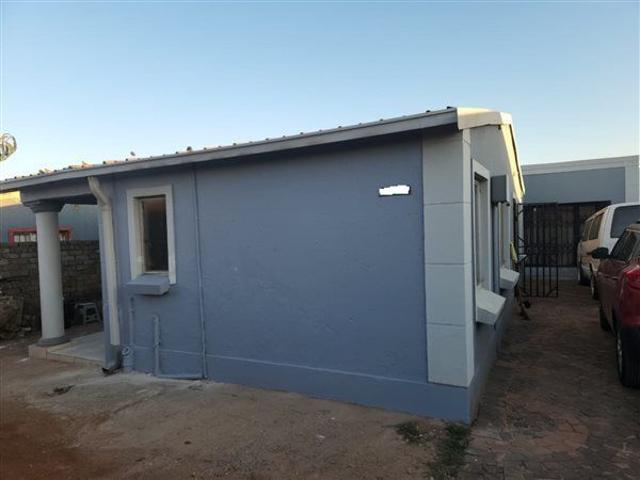 House for rent in Senaoane, Soweto