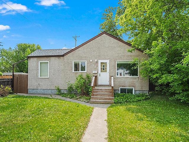House for sale in East St. Paul, Manitoba