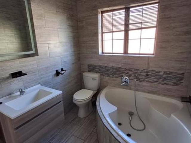 House for sale in Ehlanzeni, Mpumalanga