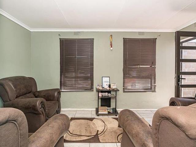 House for sale in Cape Town, Western Cape