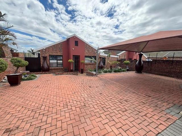 House for sale in Nelson Mandela Bay Ward 18, Nelson Mandela Bay Metropolitan Municipality