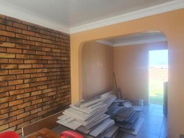 House for rent in Waterkloof, Gauteng