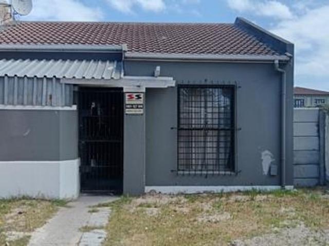 House for sale in Cape Town, Western Cape