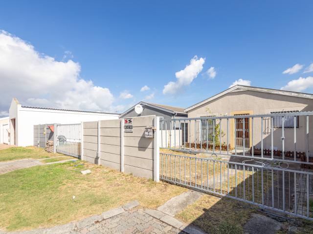 House for sale in Cape Town, Western Cape