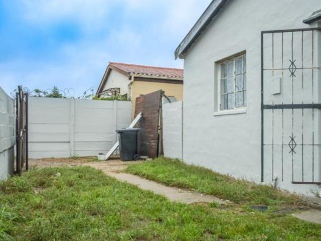 House for sale in Cape Town, Western Cape