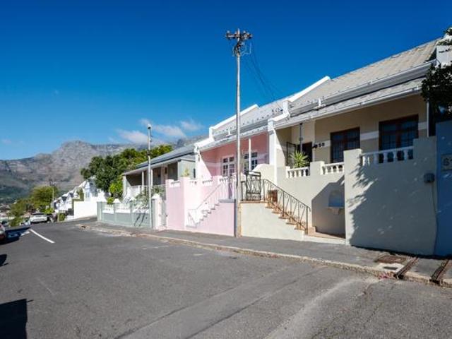 House for sale in Cape Town, Western Cape