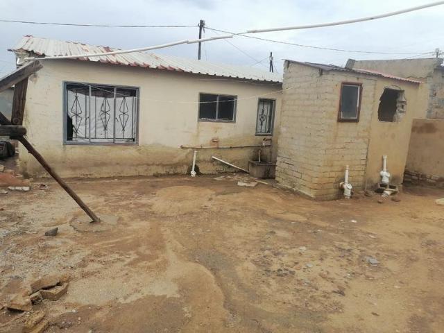 House for sale in Tembisa