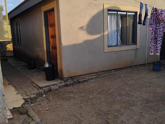 House for sale in Tembisa