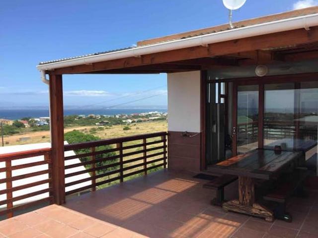 House for rent in Groot Brak Rivier, Western Cape