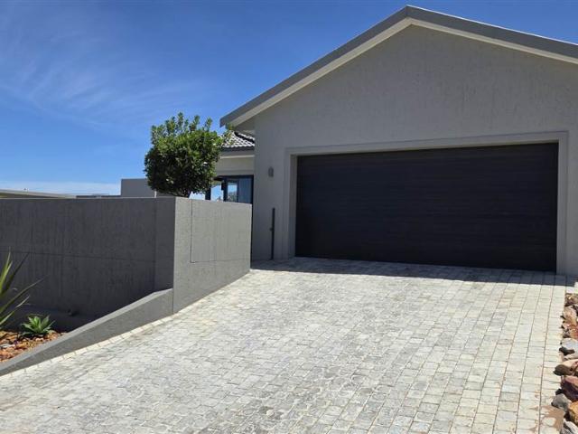 House for sale in Groot Brak Rivier, Western Cape